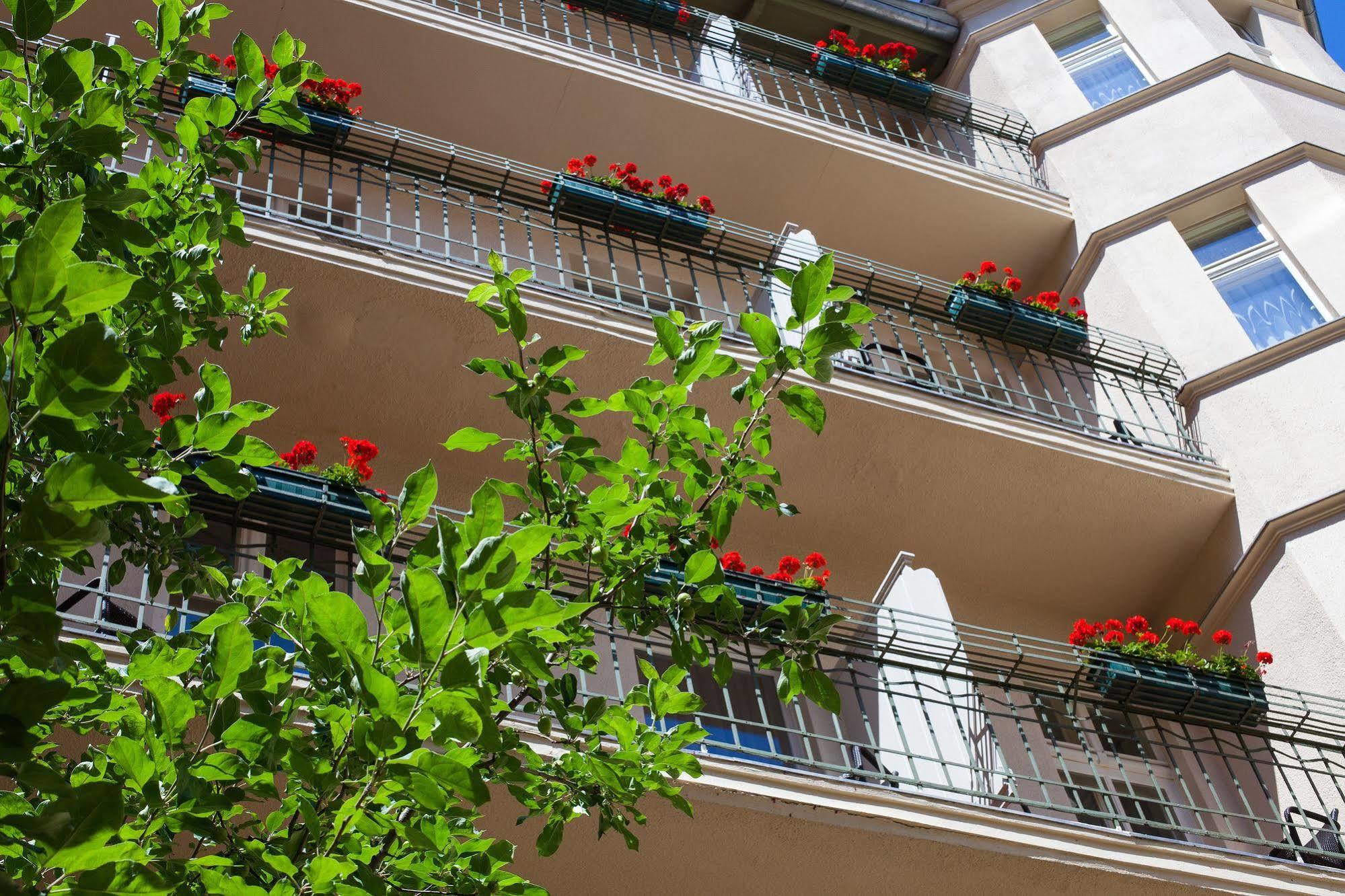 Hotel & Apartments Zarenhof Berlin Prenzlauer Berg Exterior foto